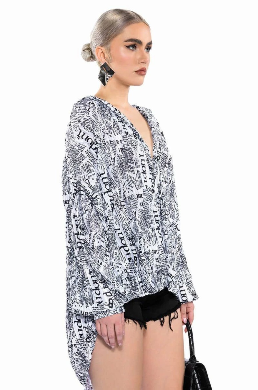 Long Sleeve Tops * | That New News Printed Pleated Tie Front Blouse White Black