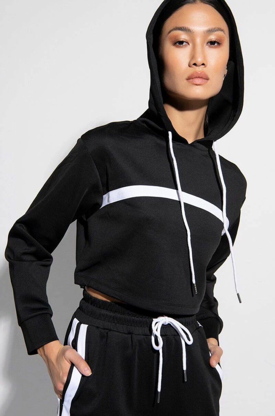 Hoodies And Sweatshirts * | Rumors Cropped Hoodie Black