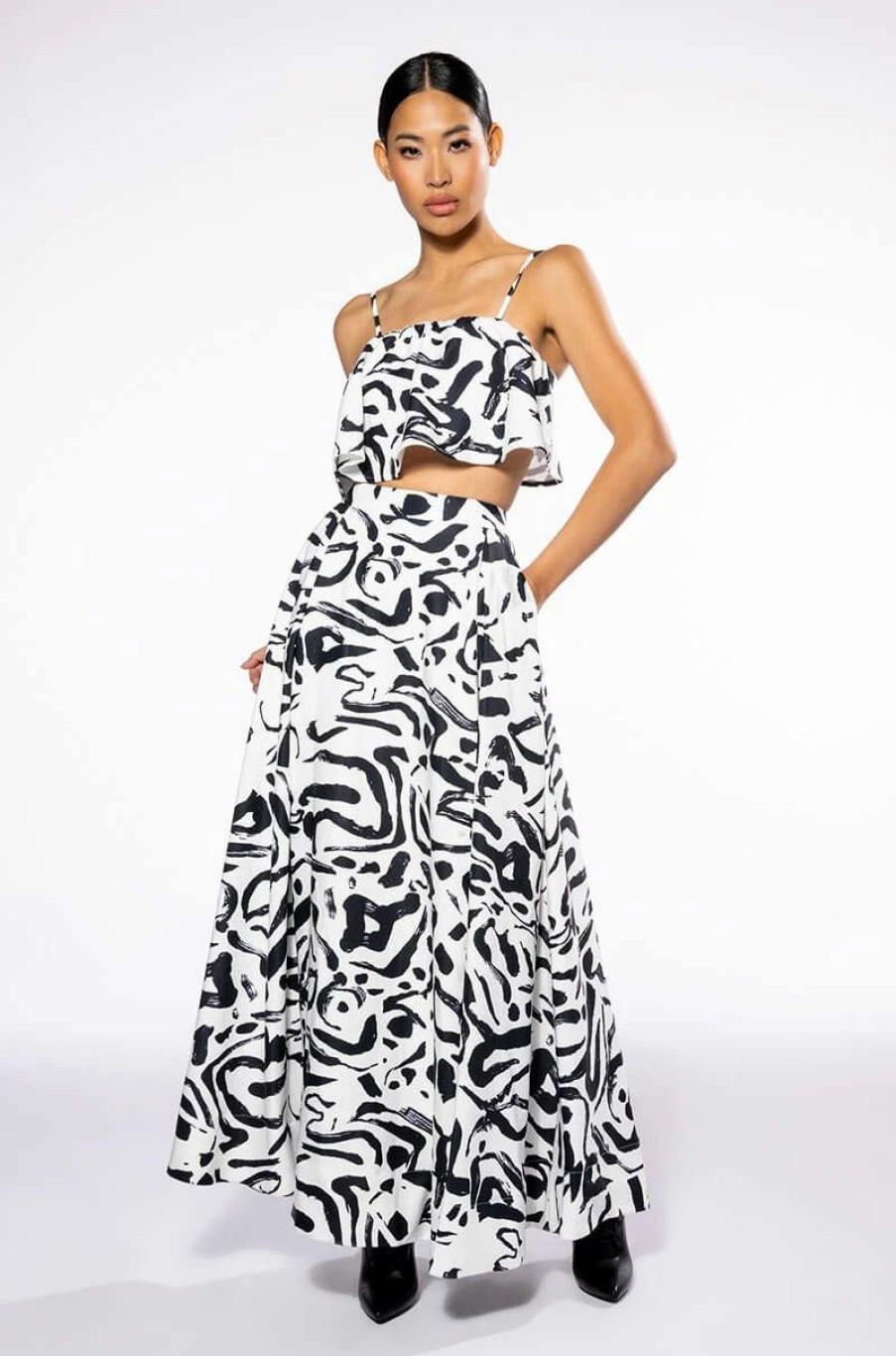 Two Piece Sets * | Dali'S Muse Bandeau Abstract Maxi Skirt White Black